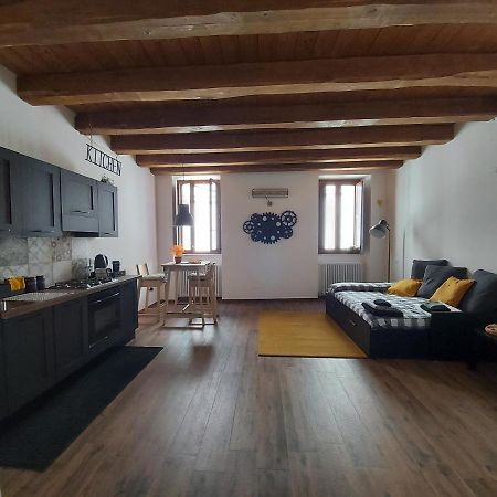 דירות ל'אקווילה Il Caddi - Caratteristico Monolocale In Pieno Centro Storico מראה חיצוני תמונה